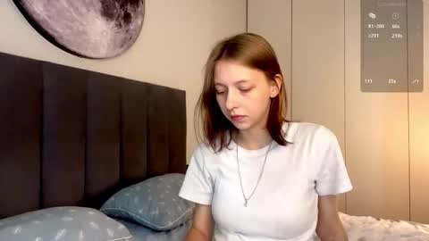 Ellie online show from 09/14/25, 07:07