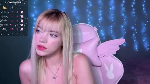 ellie online show from 11/25/25, 06:52