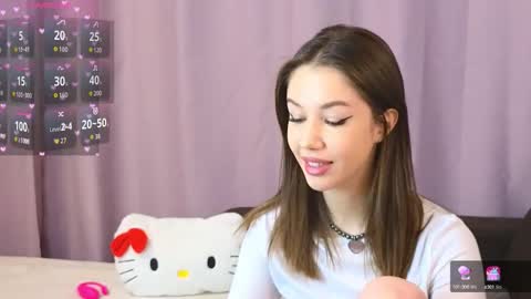 ellie online show from 10/13/25, 06:52