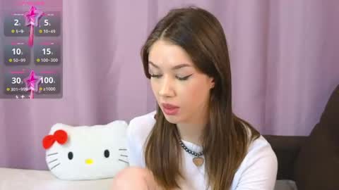 Snapshot of ellie_miller_ chatting on 04/19/26, 05:40 ellie online show from 04/19/26, 05:40