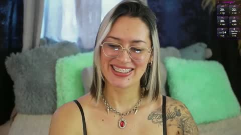 Ellie Ramos online show from 09/21/25, 02:08