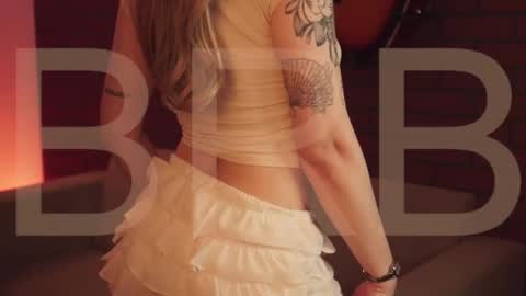 elliecutes online show from 11/30/25, 08:29