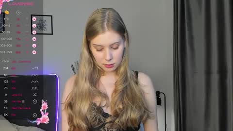 elliedi online show from 10/14/25, 08:20