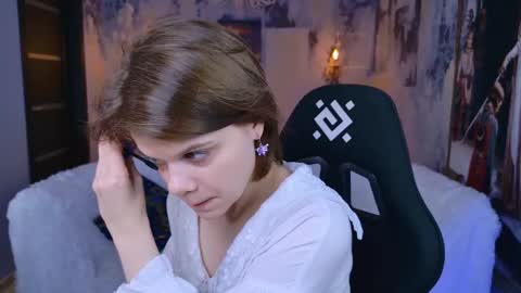 elliemurler online show from 11/26/25, 09:10