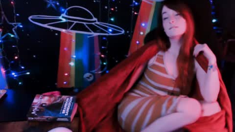 Ellie online show from 12/02/24, 08:09