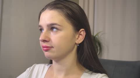 Snapshot of elliephant_ chatting on 01/07/25, 12:09 just Emily online show from 01/07/25, 12:09