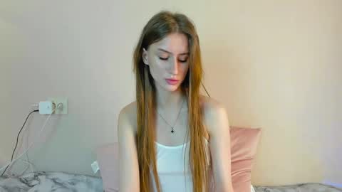 Snapshot of ellierough chatting on 05/22/26, 04:08 ellierough online show from 05/22/26, 04:08