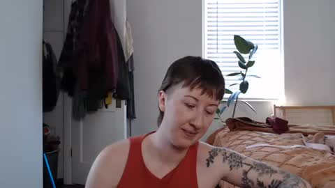 Ellie Rowyn online show from 03/05/26, 08:16