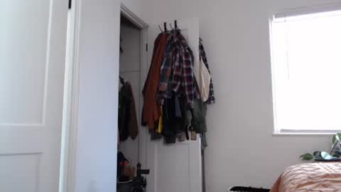 Ellie Rowyn online show from 05/01/26, 07:18