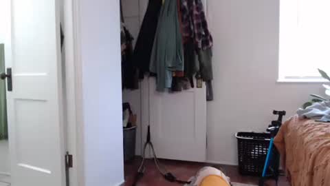 Ellie Rowyn online show from 05/27/26, 07:55