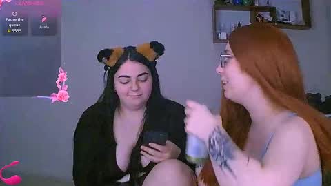 Snapshot of ellies_8 chatting on 02/13/25, 06:05 Ellie online show from 02/13/25, 06:05