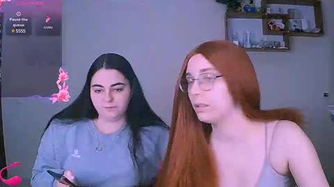 Snapshot of ellies_8 chatting on 02/19/25, 03:38 Ellie online show from 02/19/25, 03:38