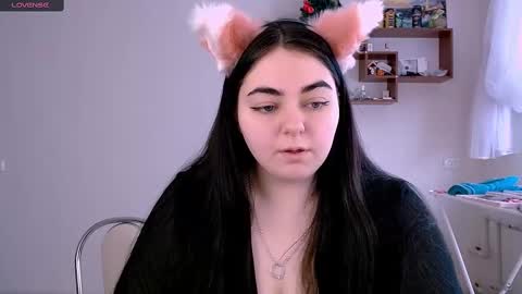 Snapshot of ellies_8 chatting on 02/22/25, 09:34 Ellie online show from 02/22/25, 09:34