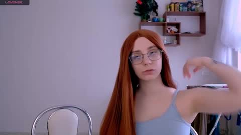 Snapshot of ellies_8 chatting on 02/26/25, 08:59 Ellie online show from 02/26/25, 08:59