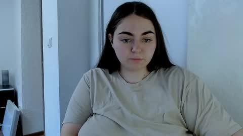 Ellie online show from 05/02/26, 07:35