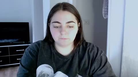 Ellie online show from 05/13/26, 09:17