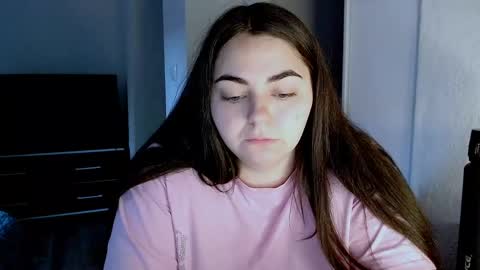 Ellie online show from 05/24/26, 03:22