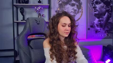 Elin online show from 03/25/26, 09:48