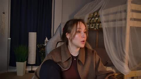 Elin online show from 05/31/26, 06:53