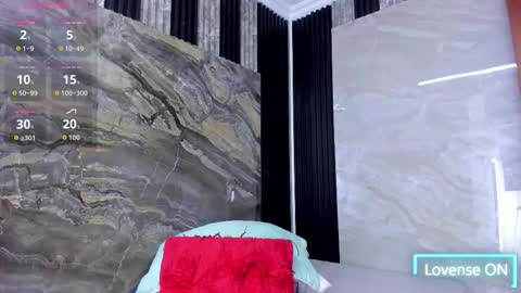 Snapshot of ellis_brown chatting on 11/18/25, 03:45 Ellis online show from 11/18/25, 03:45