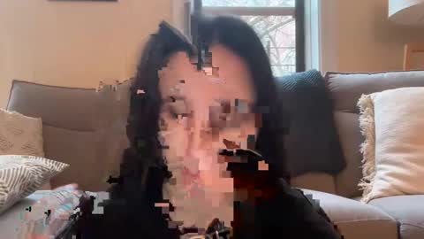 Snapshot of ellixraven chatting on 01/17/26, 09:29 Elli X Raven online show from 01/17/26, 09:29