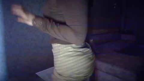 Snapshot of elllesweet chatting on 07/01/26, 01:40 Ellle online show from 07/01/26, 01:40