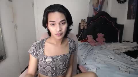 Snapshot of ellorrey chatting on 12/21/25, 11:50 ELLORREY online show from 12/21/25, 11:50