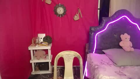 Snapshot of ellorrey chatting on 02/22/26, 11:36 ELLORREY online show from 02/22/26, 11:36