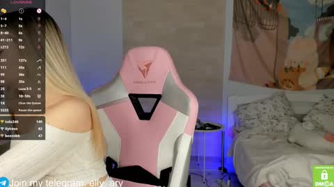 elly_ary online show from 02/09/25, 09:39