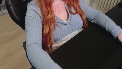 Elly online show from 11/19/25, 07:14