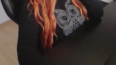 Elly online show from 02/18/26, 07:59