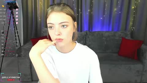 Elly online show from 01/05/25, 11:26