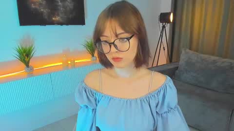 Elly online show from 01/17/25, 01:35