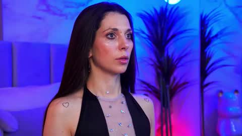 Elly online show from 11/13/25, 07:57