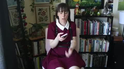 Elly Naomi online show from 06/06/26, 05:17