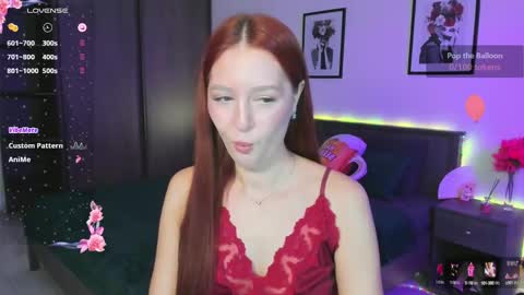 EllyPeach online show from 10/01/25, 12:22