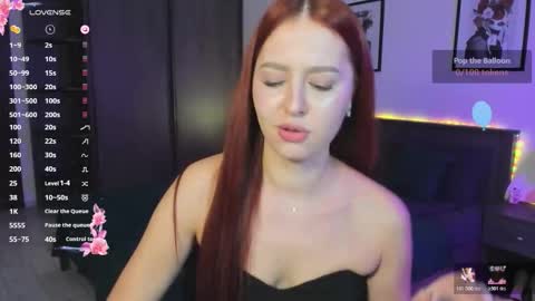 EllyPeach online show from 11/12/25, 07:03