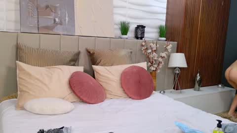 EllyRoss online show from 03/03/25, 11:33