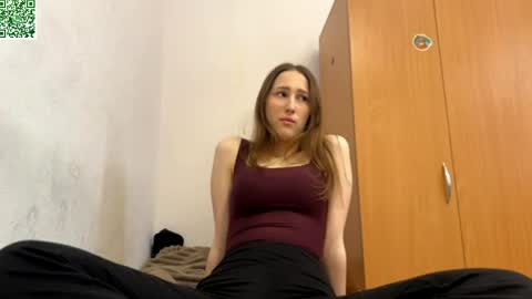 Snapshot of ellyspoerer chatting on 04/02/26, 02:04 Sonya online show from 04/02/26, 02:04