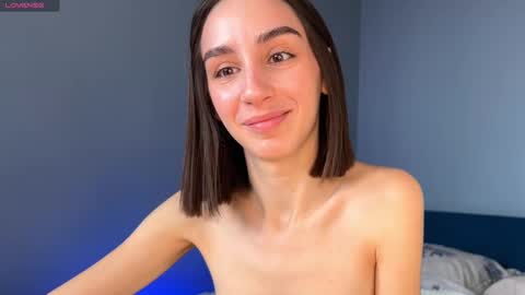 Im online Fri Sun Mon Tue Thu Fri Sat3 from 1000 online show from 02/27/25, 06:29