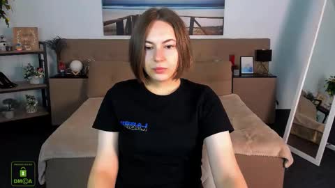 elma_lily online show from 09/20/25, 06:03