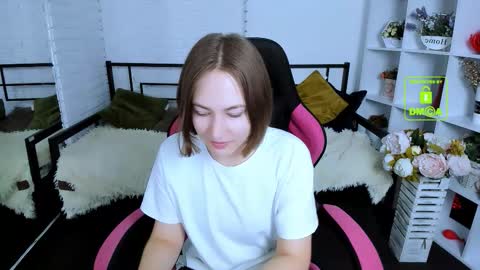 elma_lily online show from 09/23/25, 06:05