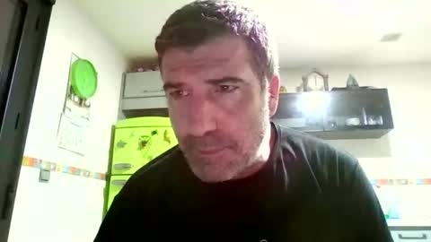 Snapshot of elmangoestuyo chatting on 09/21/25, 03:41 elmangoestuyo online show from 09/21/25, 03:41