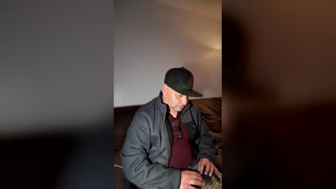 elmario24 online show from 01/10/26, 09:33