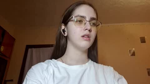 Kate online show from 03/19/26, 02:43