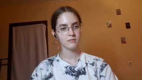 Kate online show from 05/20/26, 02:34