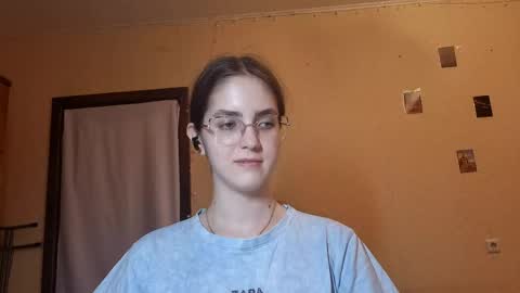 Kate online show from 05/27/26, 01:30