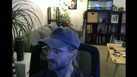 Snapshot of elmetaagain chatting on 07/05/26, 04:41 elmetaagain online show from 07/05/26, 04:41