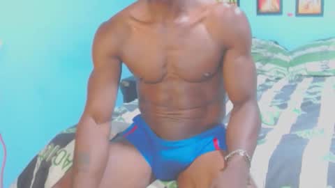 elmiltonnjakee online show from 02/12/26, 02:39