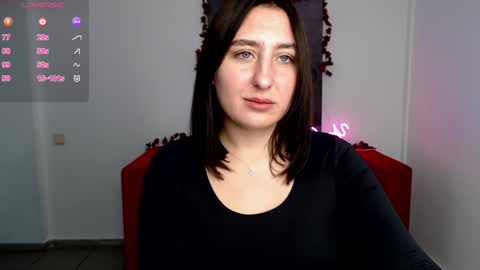 Snapshot of elmirapowers chatting on 12/04/24, 01:31 elmirapowers online show from 12/04/24, 01:31